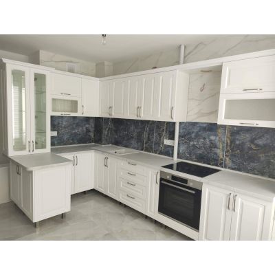 Белая классическая/современная кухня Главная на заказ по индивидуальному дизайну доступная цена, современная мебель, в кредит...